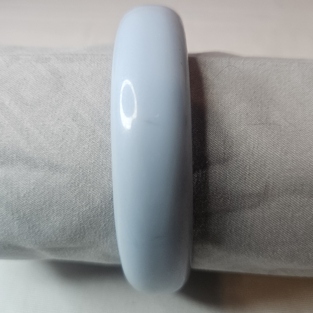 Vintage Sky Blue Unique Statement Bangle 1980s-1990s GUC Sz 8" Width 0.63"